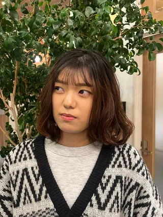 ミディアム 村中 逸紀のヘアスタイル