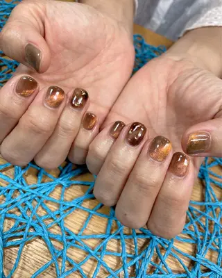 ネイル iiloo aromaworksのネイルデザイン