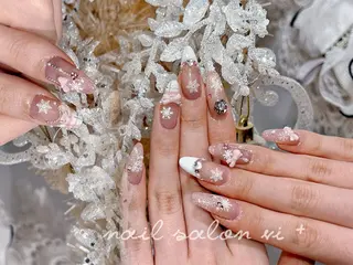 ✨Nailsalon Vi+✨のネイルデザイン