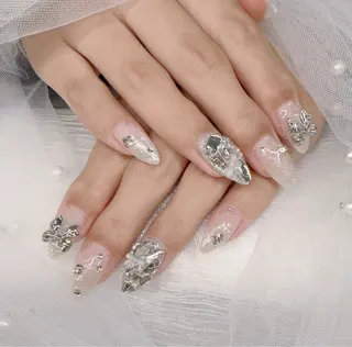 ネイル Tini ANA.CHUOのネイルデザイン