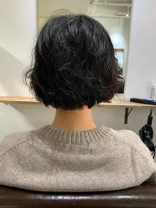 ショート パーマ パーマ/透明感カラー /ボブ/吉田一生のヘアスタイル