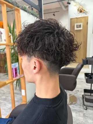 パーマ メンズ レイヤーカット🏆/ 髪質改善🏆/福本凌のヘアスタイル