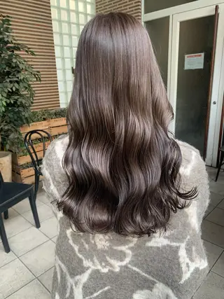 ロング カラー 《2月クーポン記 載中》小森祐希のヘアスタイル