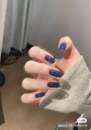 カラー Lily 💅のネイルデザイン