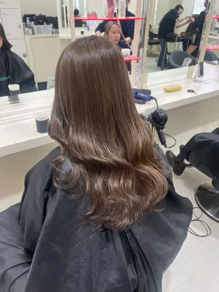 ロング カラー 大人上品ベージュ 🎀HARUNAのヘアスタイル