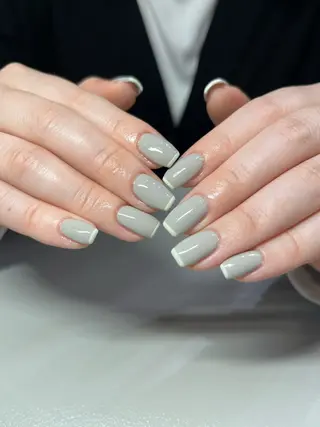 ネイル Ray. ちゅるん系ニュアンスのネイルデザイン