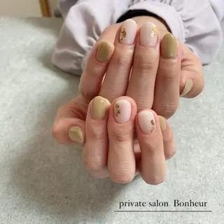 ネイル BONHEUR Annaのネイルデザイン