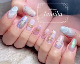 ネイル -nailroom- familiaのネイルデザイン