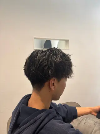 メンズ COL MANO所属・宇野 竜生のヘアスタイル