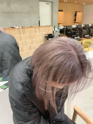 ショート カラー ヘアアレンジ ミニボブ/ブリーチ 🌈MISATOのヘアスタイル