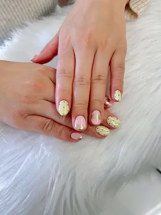ネイル Nail Salon 7所属・高橋 ことののネイルデザイン