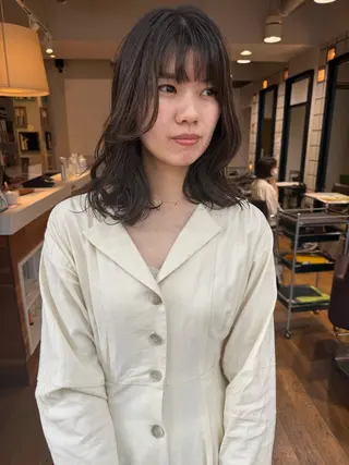 セミロング 松本 夏海のヘアスタイル
