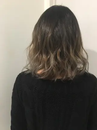 セミロング カラー 🌈評価No.1🌈 艶髪カラー❌エクステのヘアスタイル