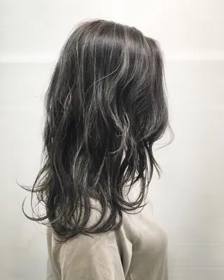 セミロング カラー LITTY所属・レイヤー/髪質改善 /山永圭介のヘアスタイル