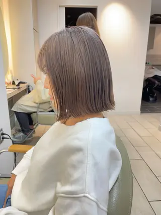 ミディアム 志賀 菜妃のヘアスタイル