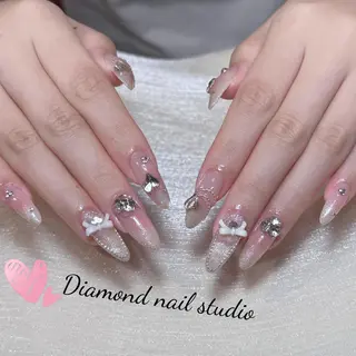 ネイル DIAMOND NAILMANAMIのネイルデザイン