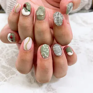 ネイル ⭐︎休業中の練習⭐︎ JNA認定講師髙橋のネイルデザイン