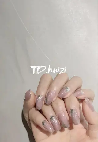 ミディアム めぐみのネイルサロン 惠のネイルデザイン