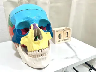 美容鍼×小顔×姿勢× ブライダル整体のエステ・リラクイメージ