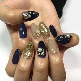 ロング ネイル Megumi Nailのネイルデザイン