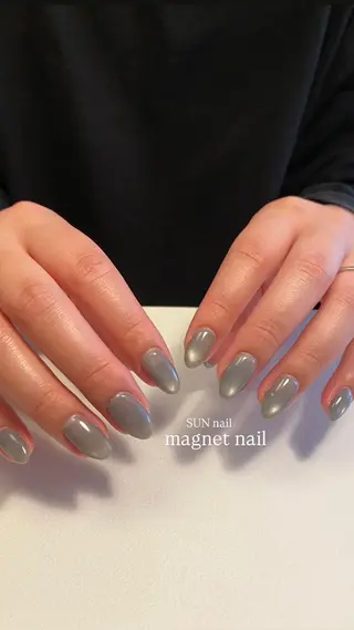 ネイル SUN nail所属・大津 萌子のネイルデザイン