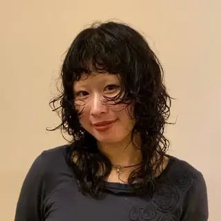 ミディアム パーマ hair salon 束sok所属・ナホ/ハイトーン/ ブリーチ/ヘッドスパのヘアスタイル