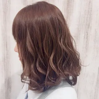 ミディアム カラー パーマ ヘアアレンジ 透明感♡︎♡︎ 佐々木早苗のヘアスタイル