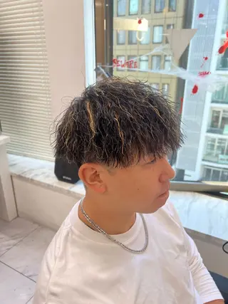 ショート カラー パーマ メンズ 韓国レイヤーカット /REIのヘアスタイル