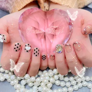 ネイル Maiii 💗のネイルデザイン