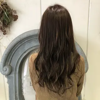 ロング 高津 千慧のヘアスタイル