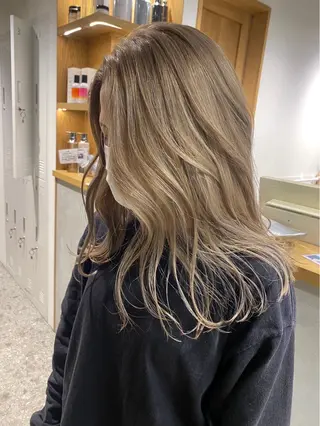 カラー ️🩵LUFE ayano️🩵のヘアスタイル