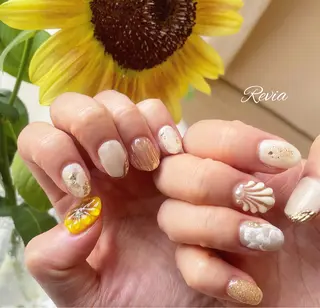ネイル revia所属・ERI Nailistのネイルデザイン