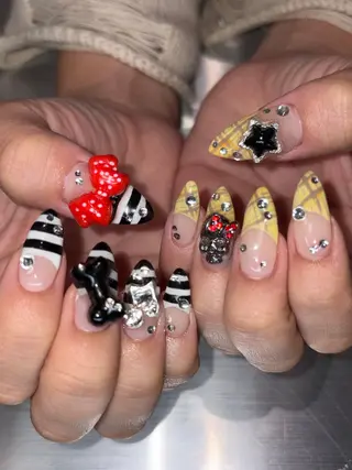 ネイル 👽個性派ネイル🎀 komachiのマツエク・マツパデザイン