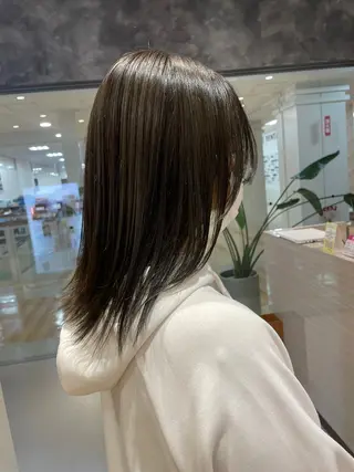 セミロング キルンサンピアン所属・ナチュラルカラー 児玉優香のヘアスタイル