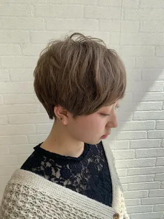 ショート カラー 初めてのショート お任せください✂️のヘアスタイル