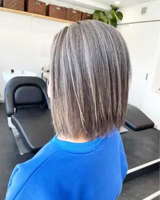 ミディアム カラー JIL BLAN 京都所属・RU RIのヘアスタイル