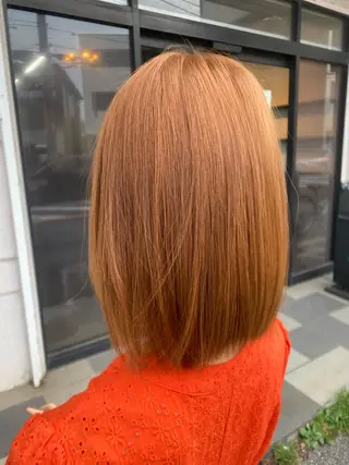 ミディアム カラー 萩原 あんのヘアスタイル