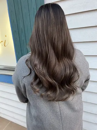 ロング カラー Hosaki🎀 池袋：パーマ🩶のヘアスタイル