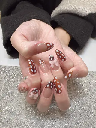 ネイル Guarendo錦糸町店所属・ガレンドウ 白澤 愛子のネイルデザイン