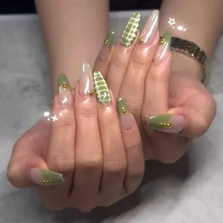 ネイル snazzy✩.*˚ 𝙔𝙐𝙕𝙐のネイルデザイン