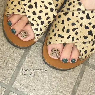 ネイル KOMINE TOMOKOのネイルデザイン