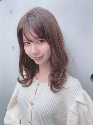 セミロング カラー パーマ ヘアアレンジ 【公式】amble luxe池袋東口🩷のヘアスタイル