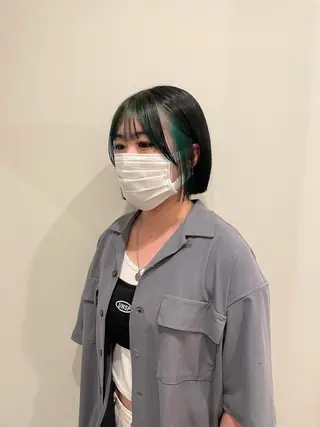 ミディアム カラー 渋谷 留菜のヘアスタイル