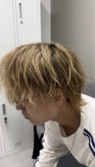 メンズ ニュアンス/フェザー /ウルフ/伶馬のヘアスタイル