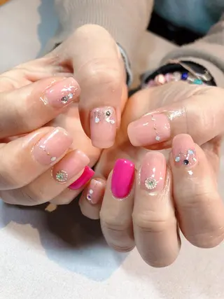 ネイル iiloo aromaworksのネイルデザイン