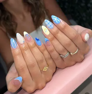 ネイル XIINH NAIL SALONのネイルデザイン