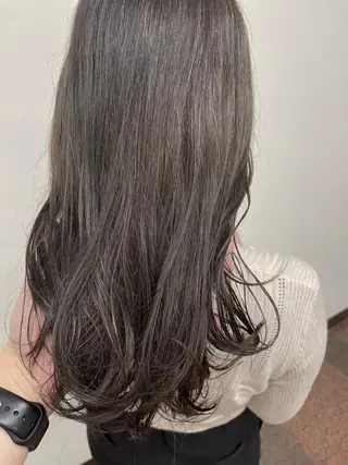 ロング シンタニナオト /梅田茶屋町のヘアスタイル