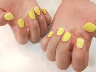 ネイル R'well所属・はばすみれ🎀ﾈｲﾙ 光ﾌｪｲｼｬﾙ ﾍｱのネイルデザイン