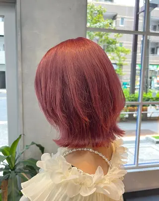 ショート カラー 🦩レイヤー|透明感 カラー🦩makoのヘアスタイル
