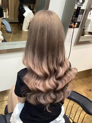 ロング EDeN Yurinaのヘアスタイル